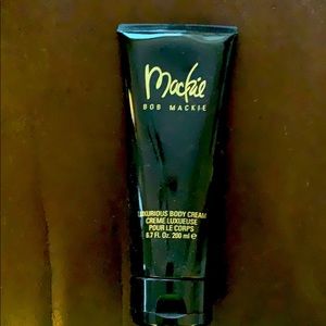 Bob Mackie Luxurious Body Cream